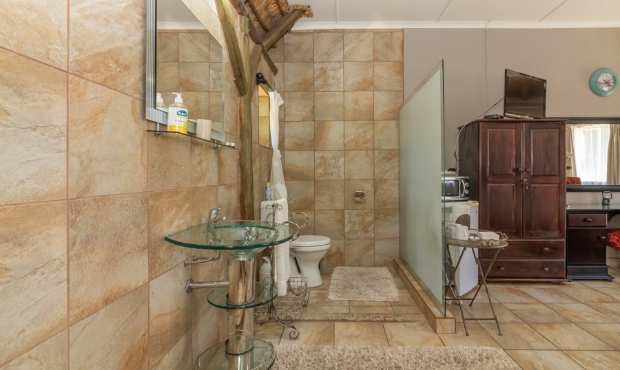 6 Bedroom Property for Sale in Panorama Free State